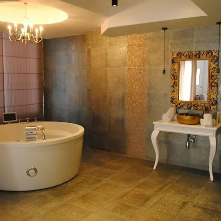 Casablanca Boutique Hotel 4*