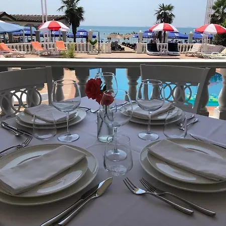 Casablanca Boutique Hotel 4*